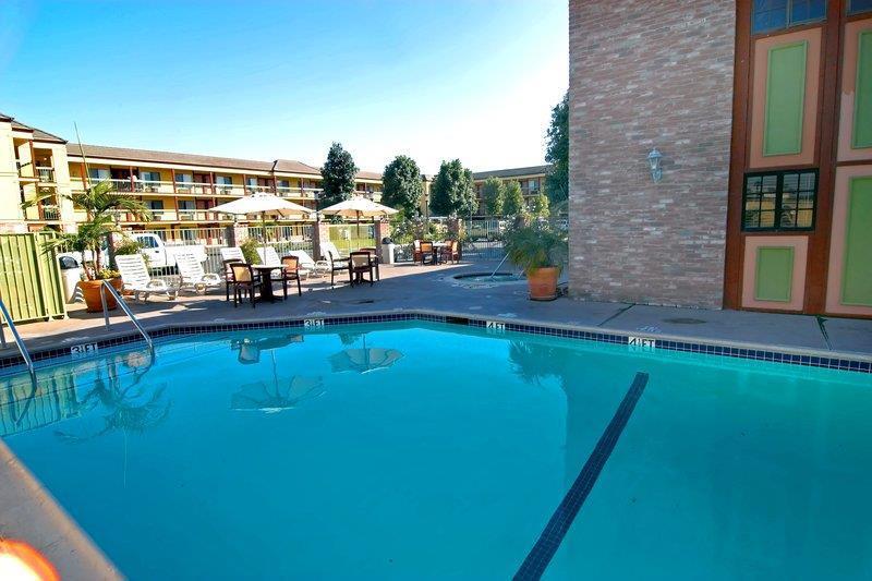 Best Western Plus Raffles Inn & Suites Anaheim Faciliteter billede